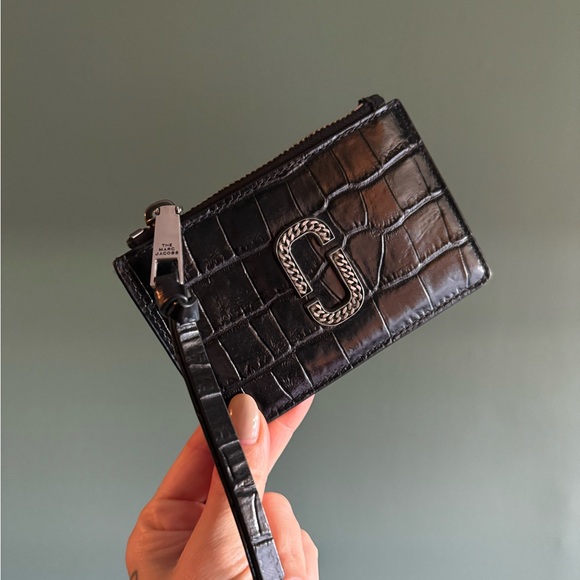 Marc Jacobs Croc Embossed Wallet - Picture 2 of 4